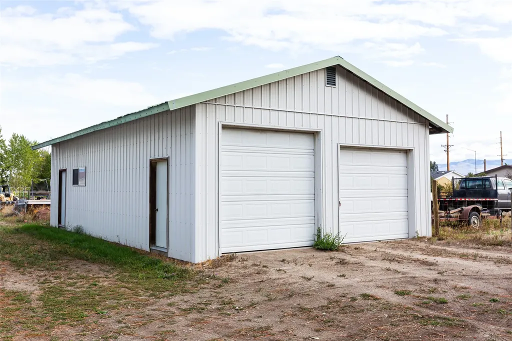 128 Dutch Hill Road Hamilton MT 59840