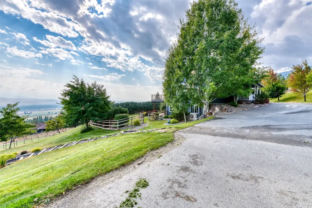 16374 Folsom Road Florence MT 59833