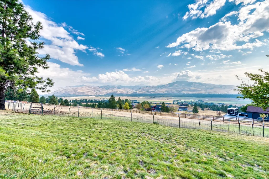 16374 Folsom Road Florence MT 59833