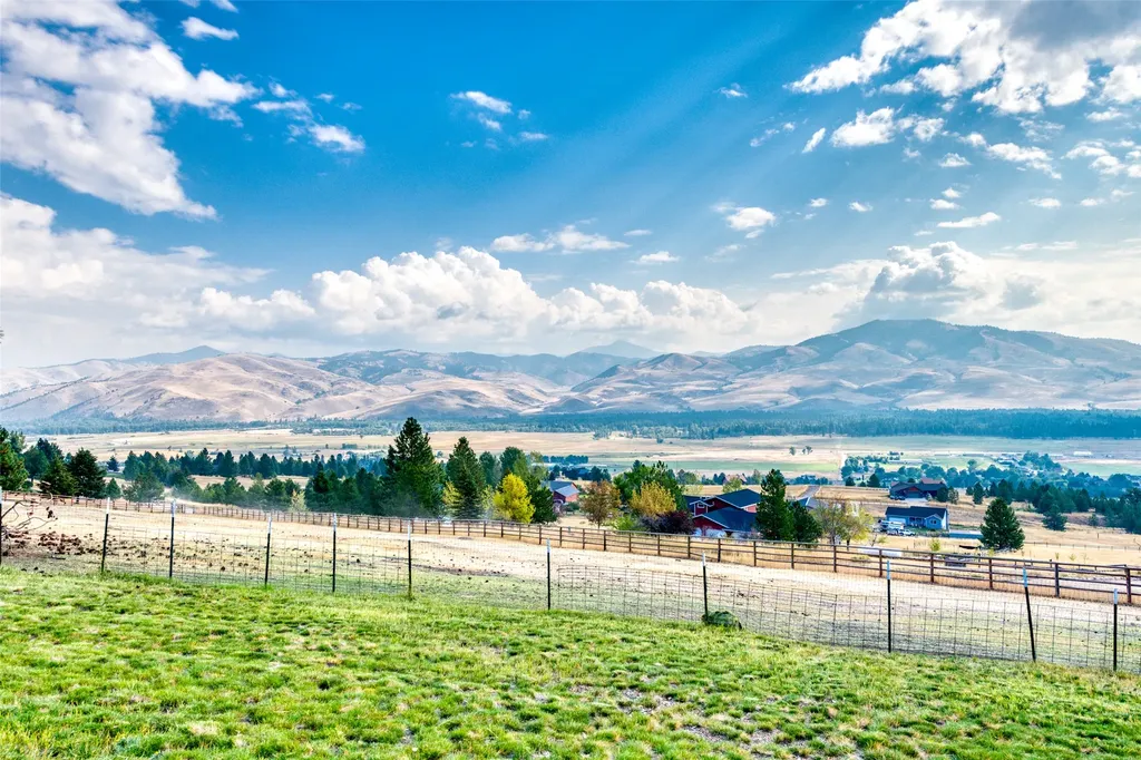 16374 Folsom Road Florence MT 59833