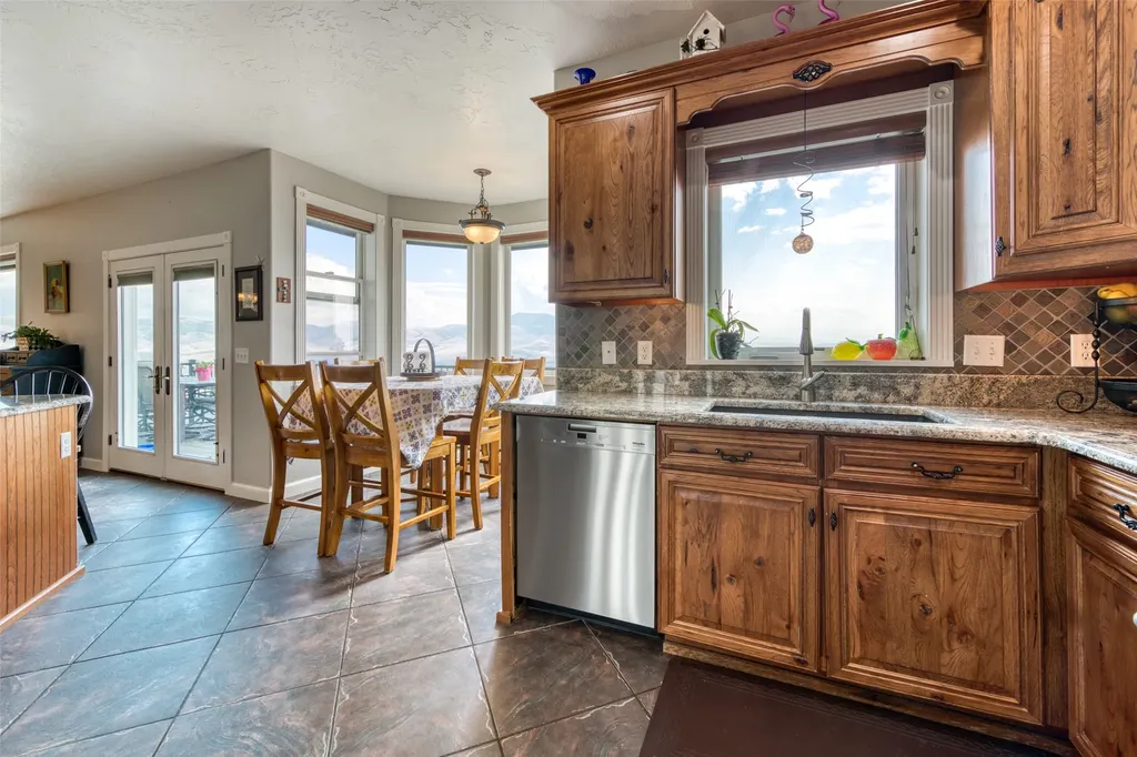 16374 Folsom Road Florence MT 59833