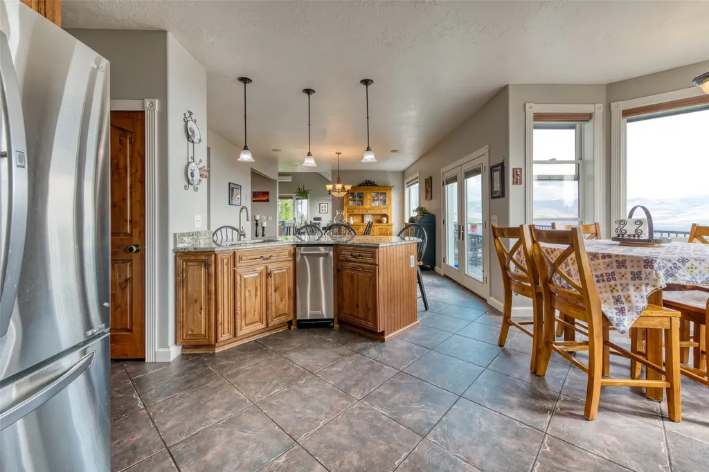 16374 Folsom Road Florence MT 59833