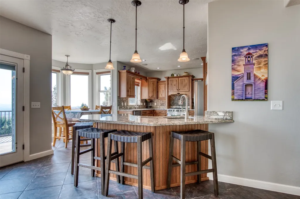 16374 Folsom Road Florence MT 59833