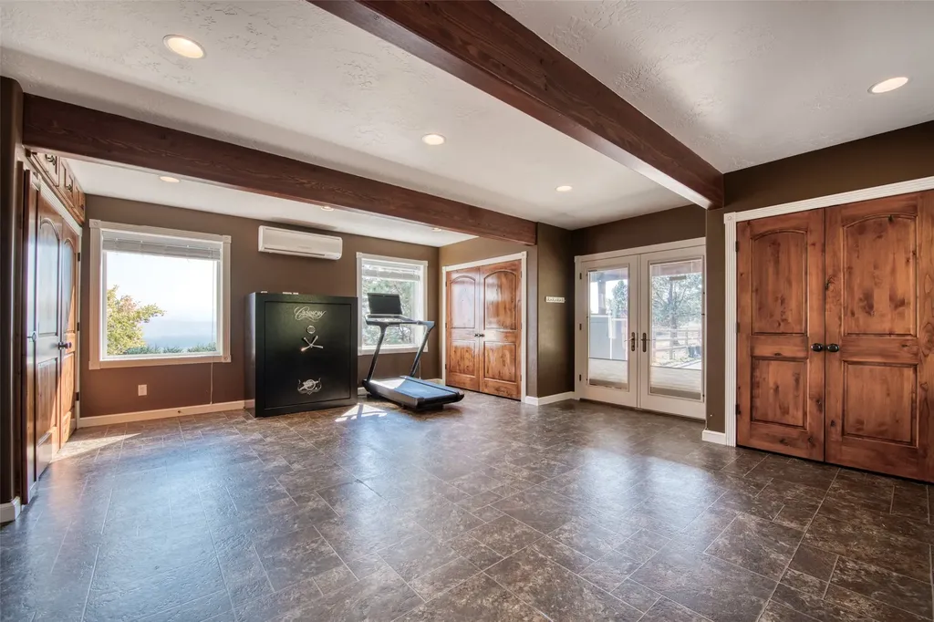16374 Folsom Road Florence MT 59833