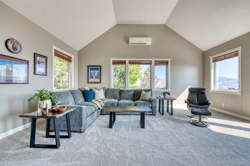 16374 Folsom Road Florence MT 59833