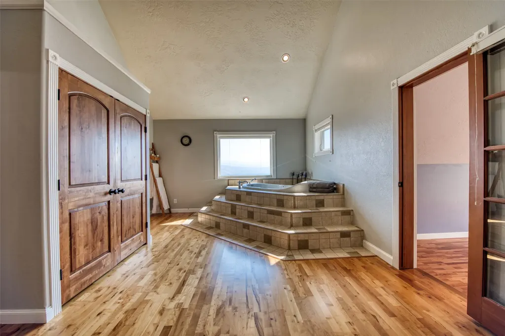 16374 Folsom Road Florence MT 59833