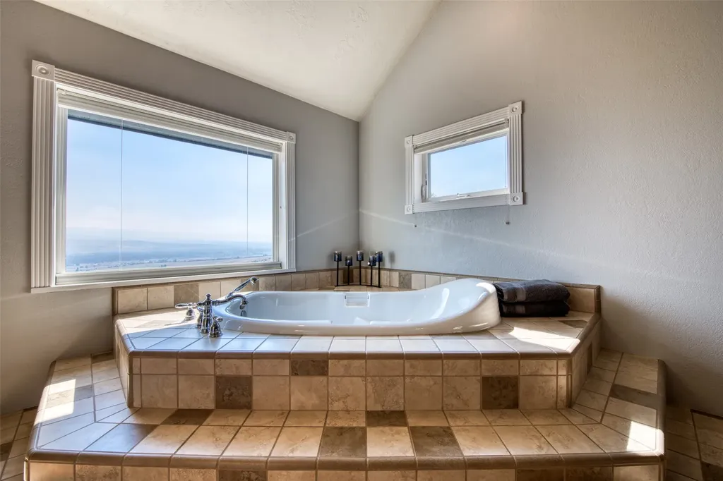 16374 Folsom Road Florence MT 59833