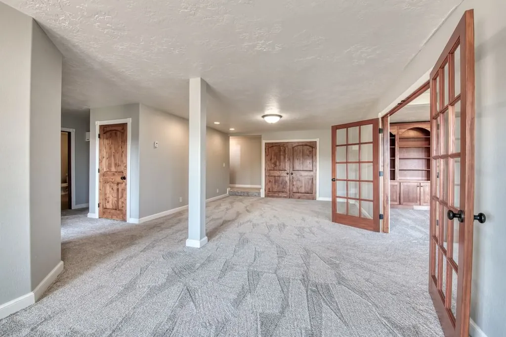16374 Folsom Road Florence MT 59833