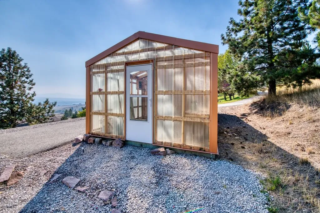 16374 Folsom Road Florence MT 59833