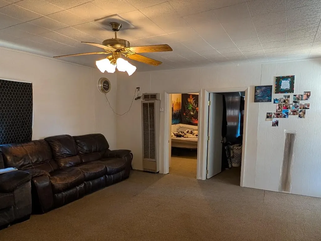 301 1st Street SE Shelby MT 59474