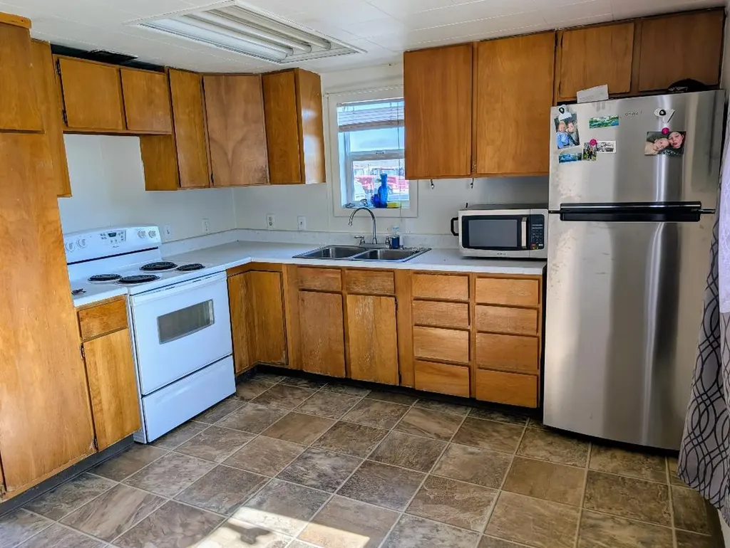 301 1st Street SE Shelby MT 59474