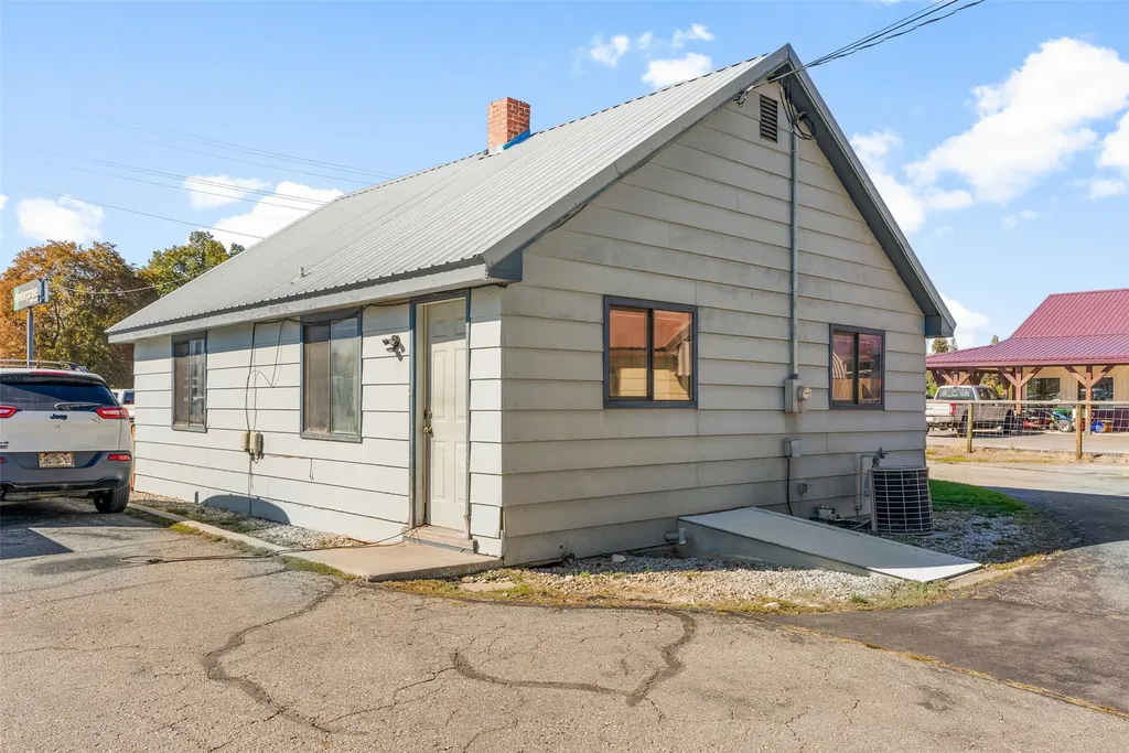 1100 S First Street Hamilton MT 59840