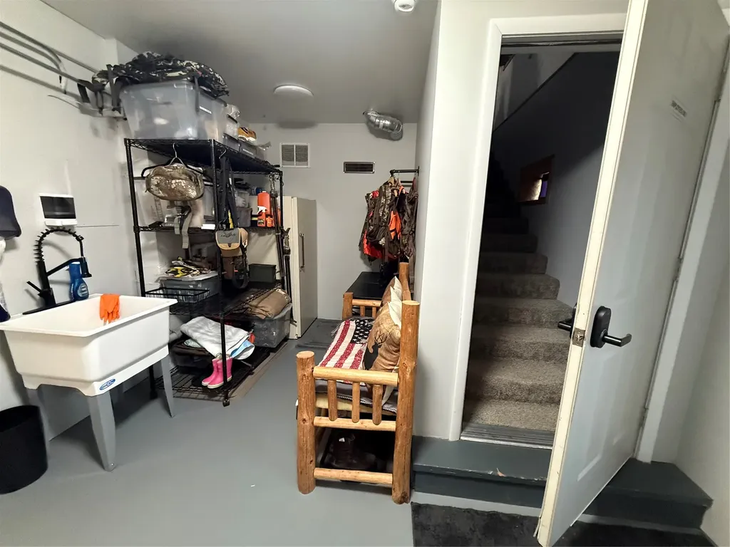 1535 Oilfield Avenue Shelby MT 59474