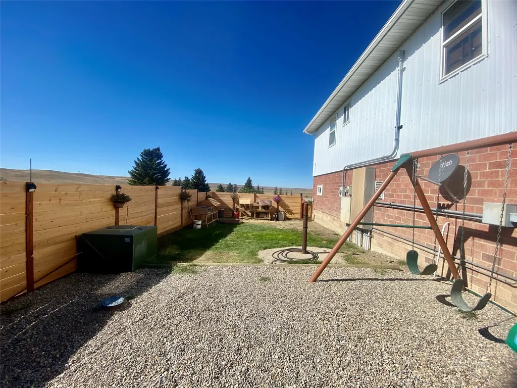 1535 Oilfield Avenue Shelby MT 59474