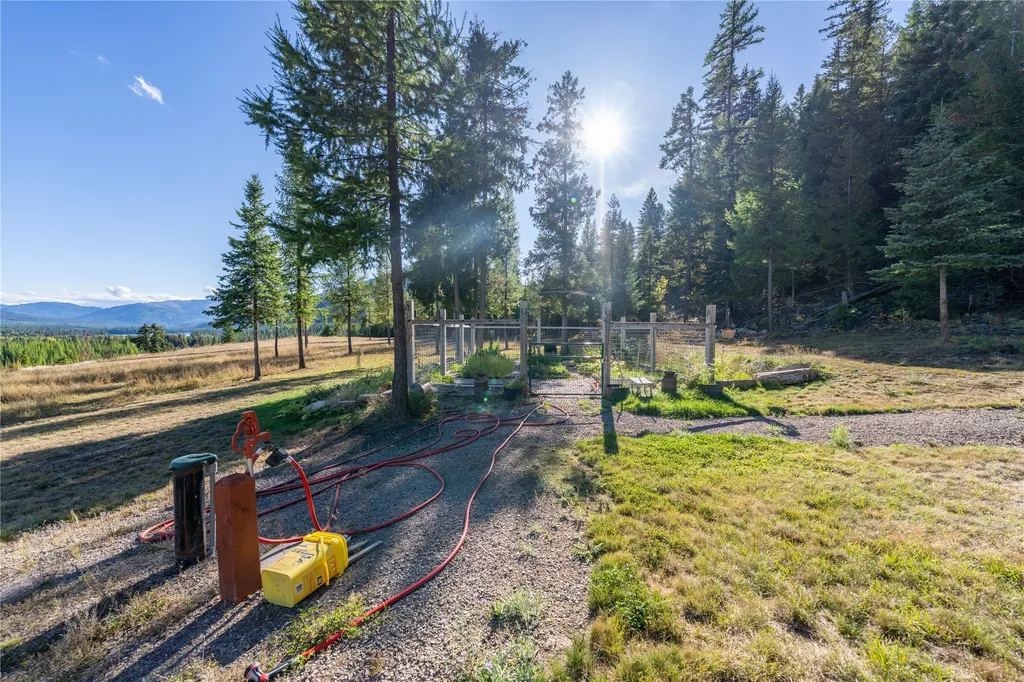 240 Vernon Drive Troy MT 59935