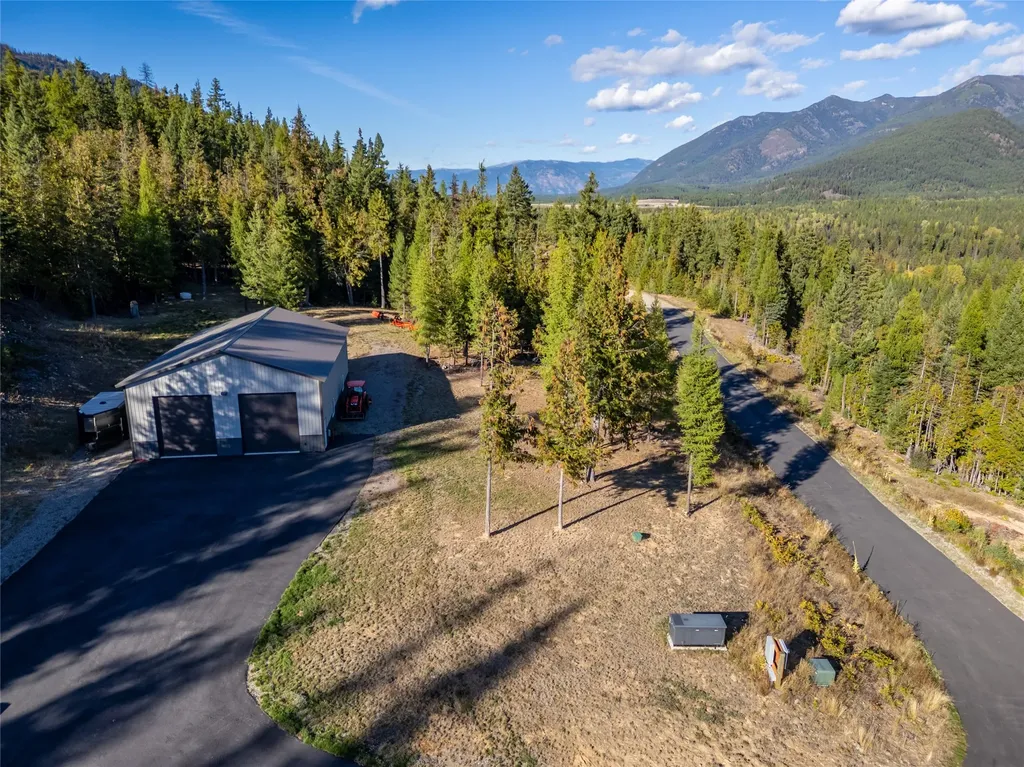 240 Vernon Drive Troy MT 59935