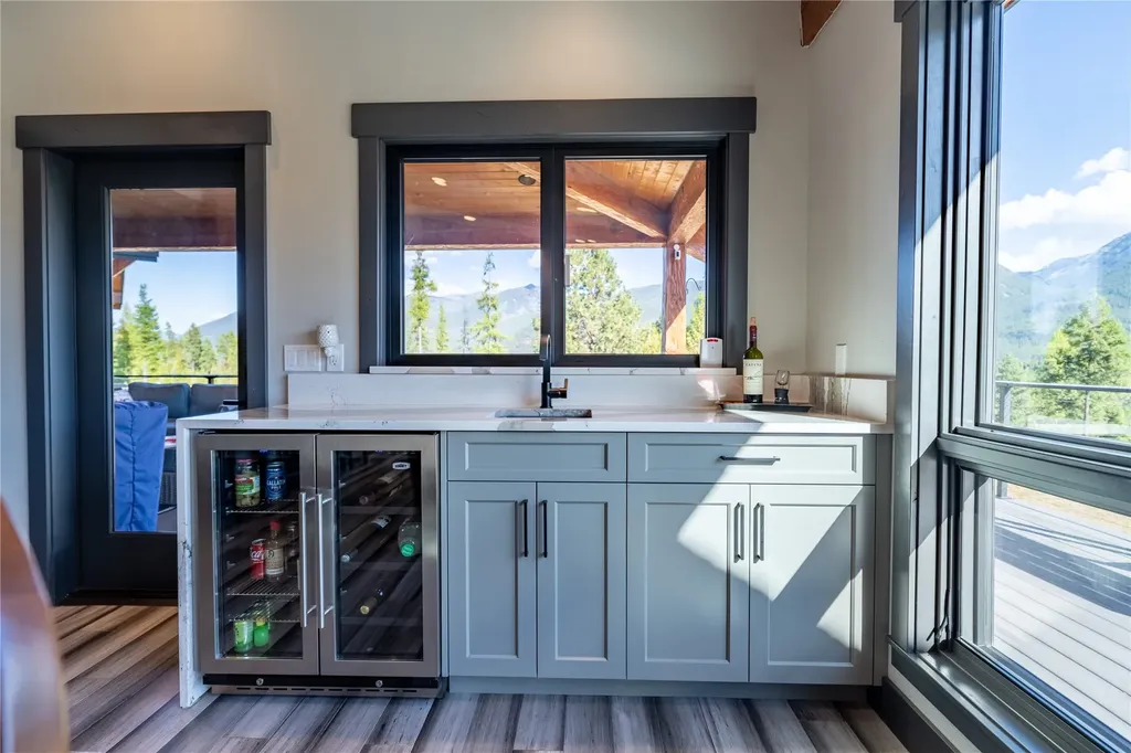 240 Vernon Drive Troy MT 59935