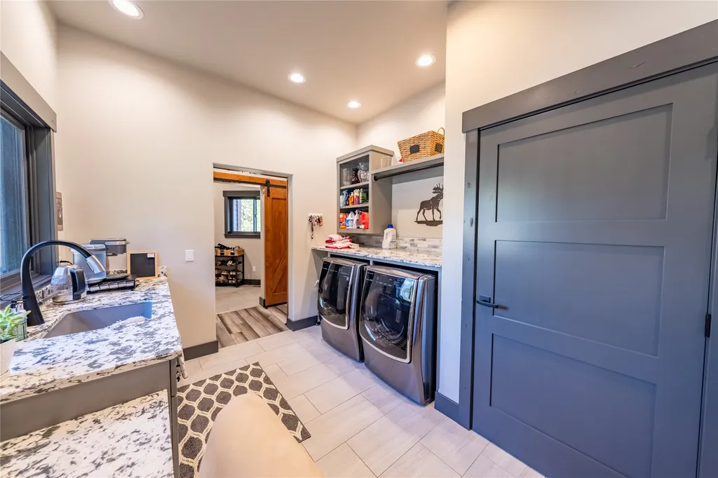 240 Vernon Drive Troy MT 59935