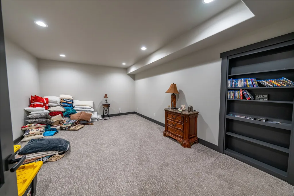 240 Vernon Drive Troy MT 59935