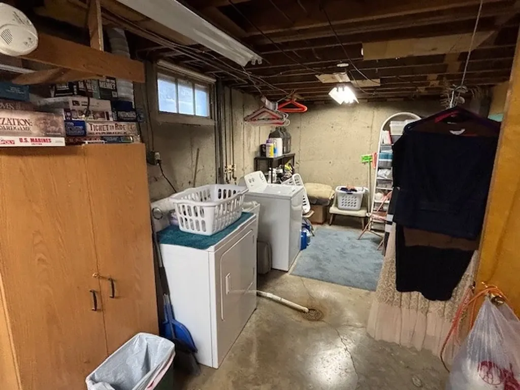 2 N Maryland Street Conrad MT 59425