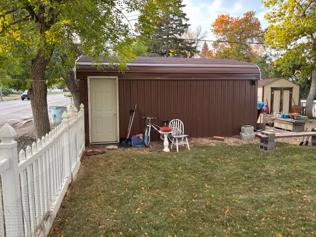 2 N Maryland Street Conrad MT 59425