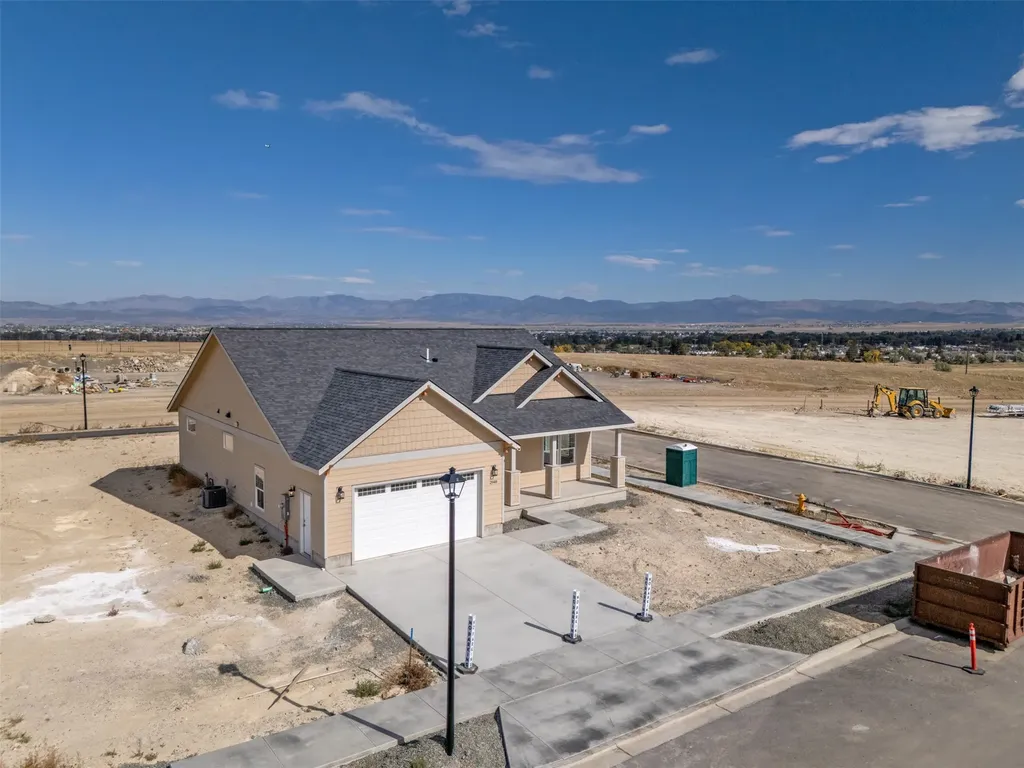 2948 Adam Run Avenue Helena MT 59601