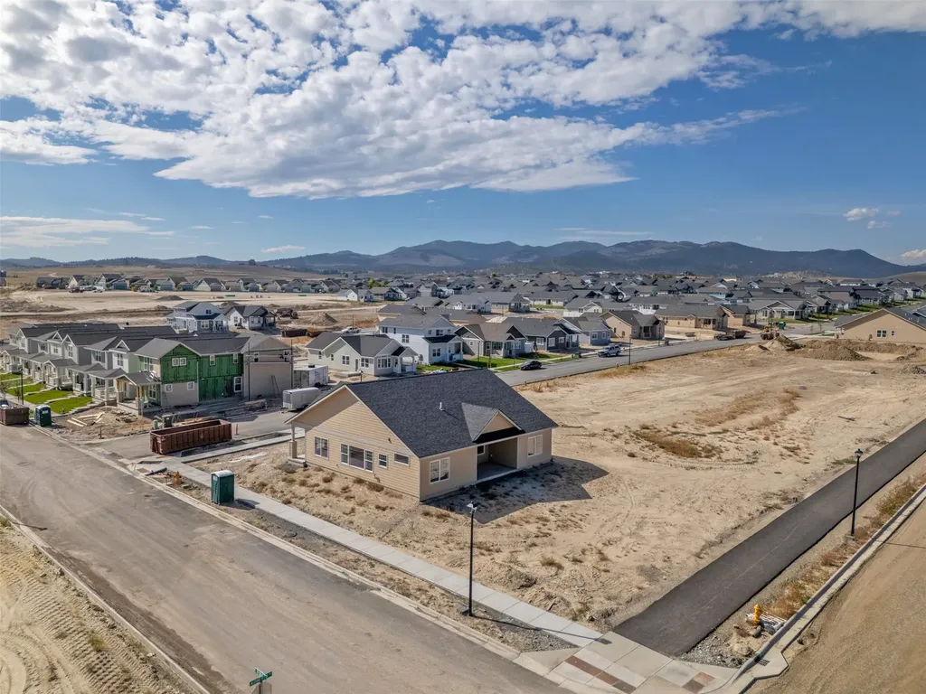 2948 Adam Run Avenue Helena MT 59601