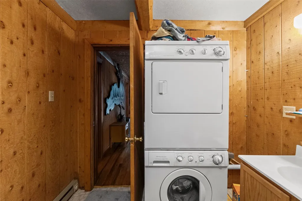 572 Upper Cottonwood Creek Road Wilsall MT 59086