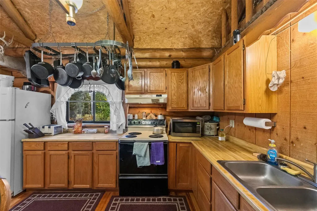 572 Upper Cottonwood Creek Road Wilsall MT 59086