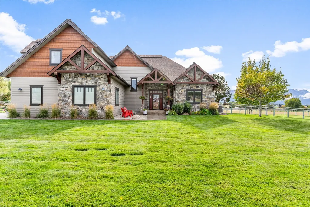 1147 Willow Creek Road Corvallis MT 59828