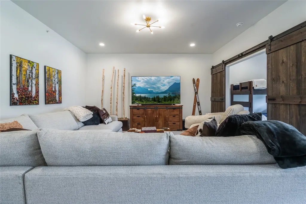 1013 E 7th Street Whitefish MT 59937