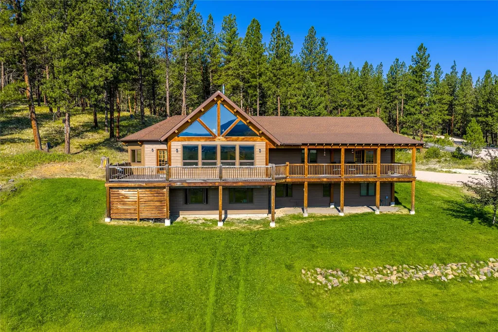 1200 Shaw Lane Bonner MT 59823