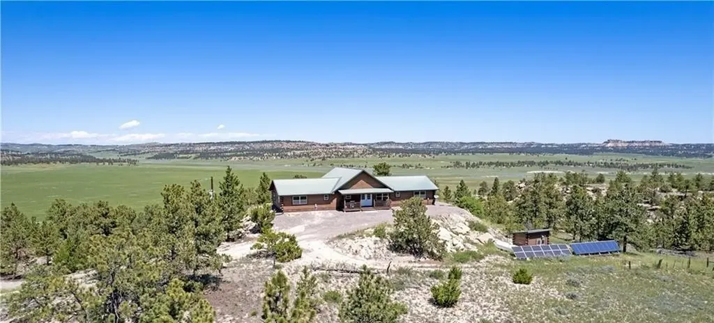 1601 Huffine Road Worden MT 59088