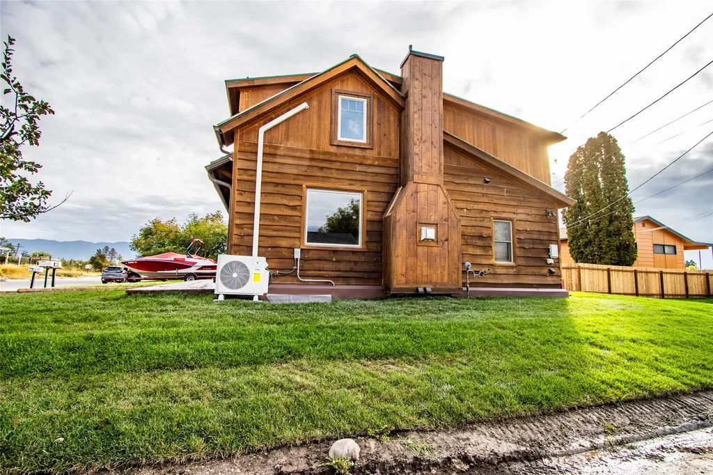 826 11th Street E Kalispell MT 59901