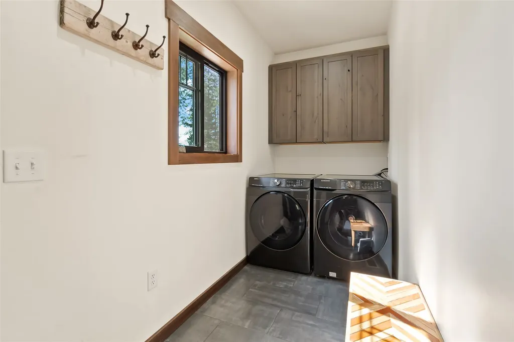 12697 Red Owl Trail N Bigfork MT 59911