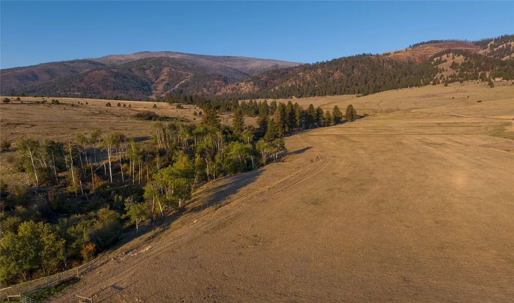 8337 Lamar Trail Florence MT 59833