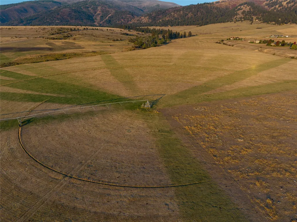 8337 Lamar Trail Florence MT 59833