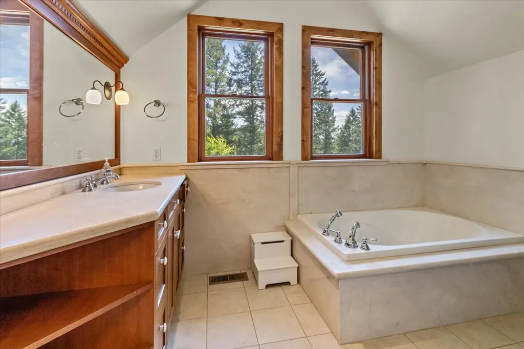 5868 Sinclair Creek Road Eureka MT 59917
