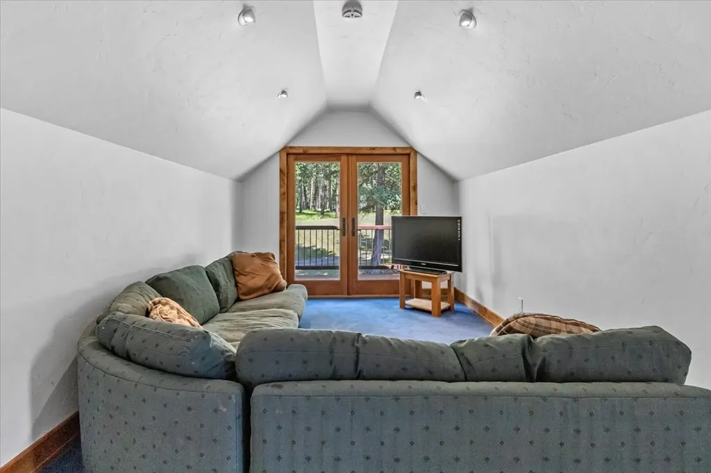 5868 Sinclair Creek Road Eureka MT 59917