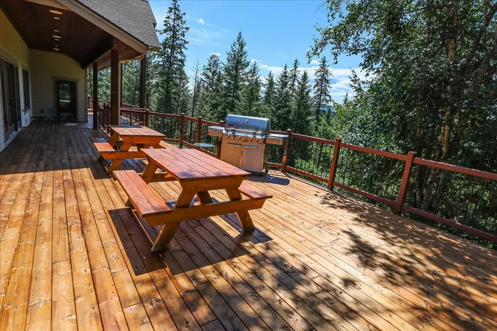 5868 Sinclair Creek Road Eureka MT 59917