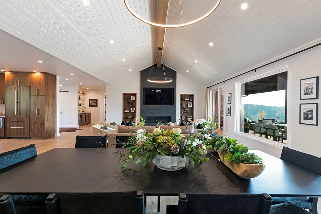 936 S Bighorn Road Deer Lodge MT 59722