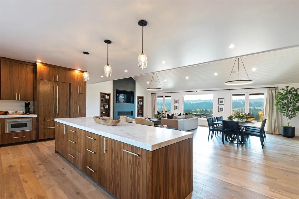 936 S Bighorn Road Deer Lodge MT 59722