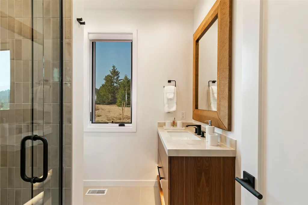 936 S Bighorn Road Deer Lodge MT 59722