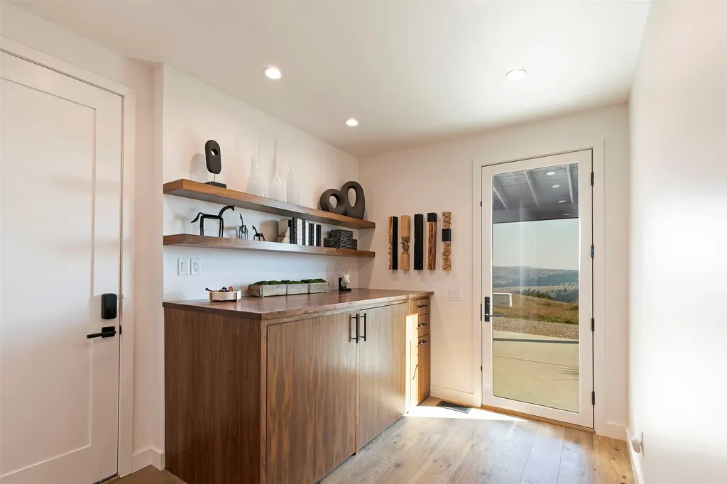 936 S Bighorn Road Deer Lodge MT 59722