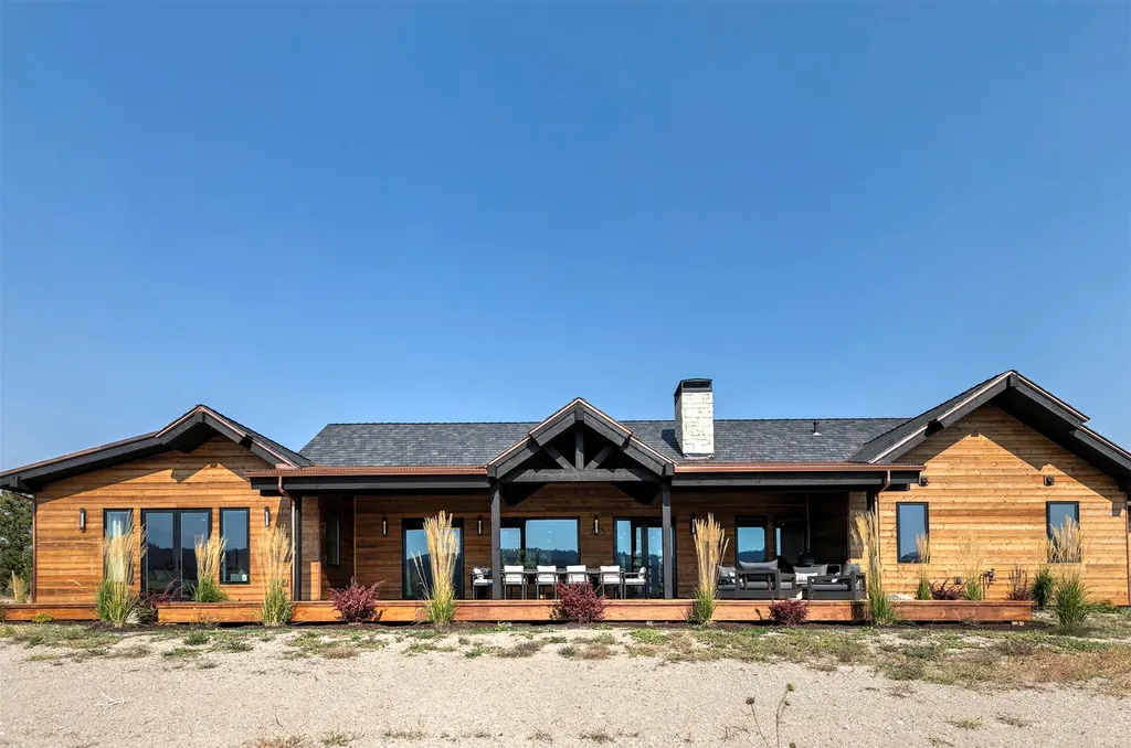 936 S Bighorn Road Deer Lodge MT 59722