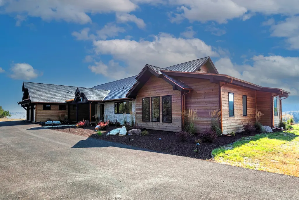 936 S Bighorn Road Deer Lodge MT 59722