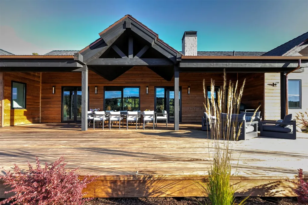 936 S Bighorn Road Deer Lodge MT 59722