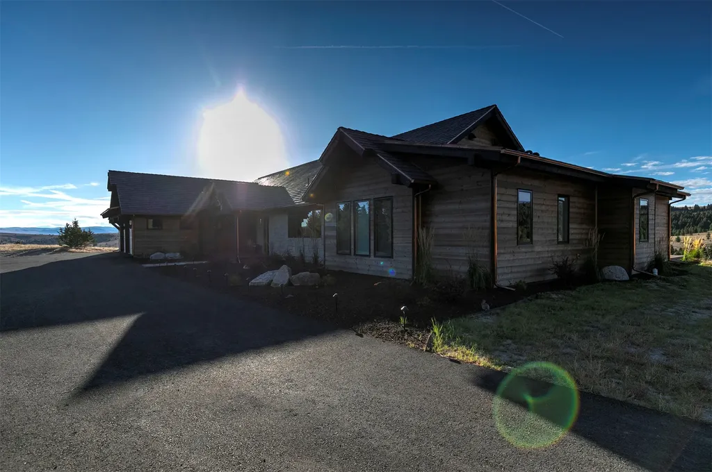 936 S Bighorn Road Deer Lodge MT 59722