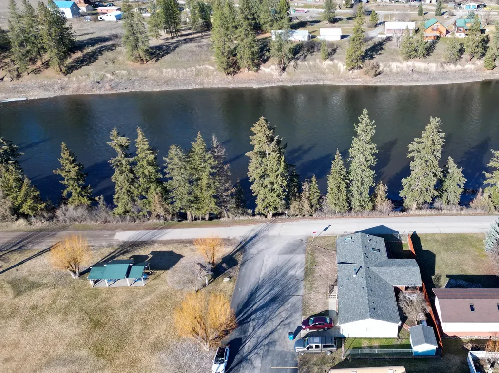 100 7th Street W Superior MT 59872