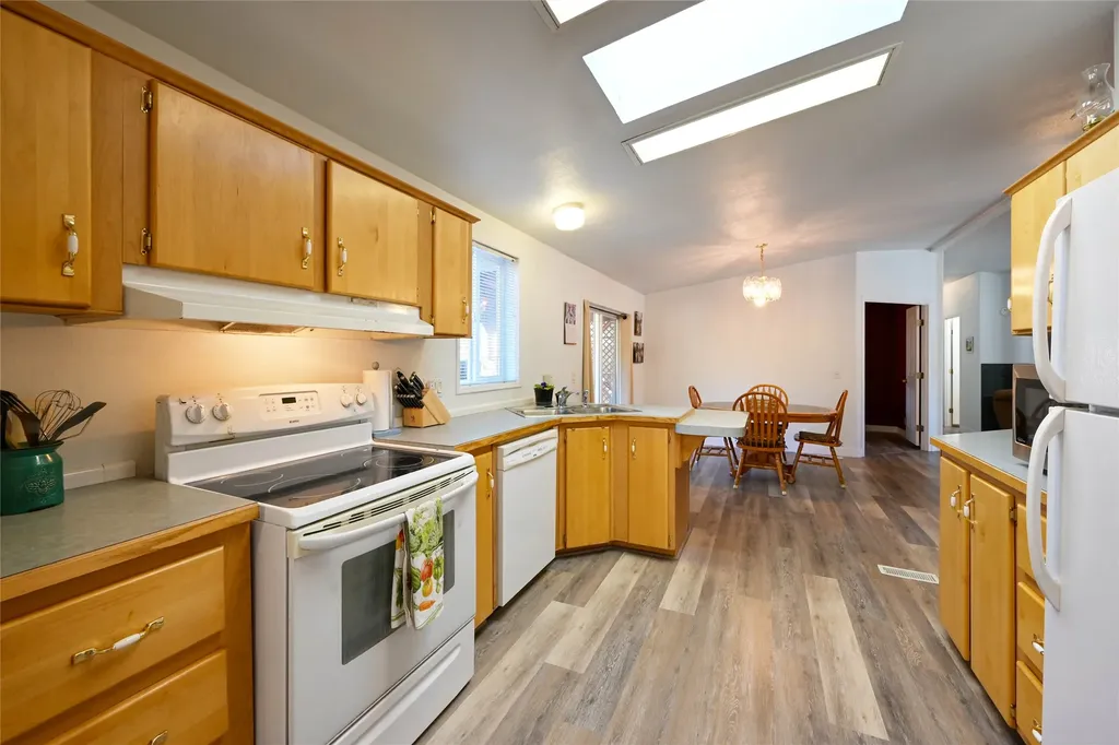 100 7th Street W Superior MT 59872